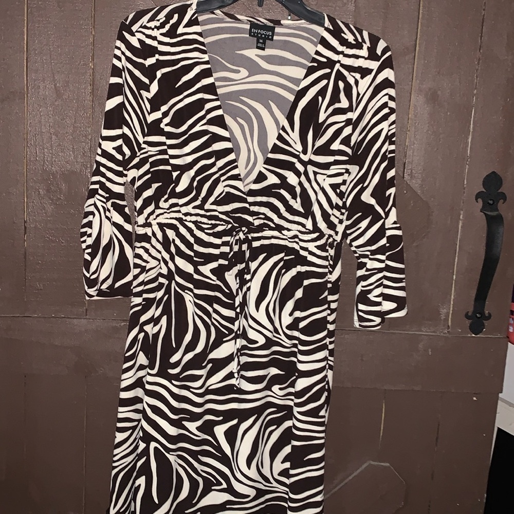 Enfocus Studio - woman’s dress